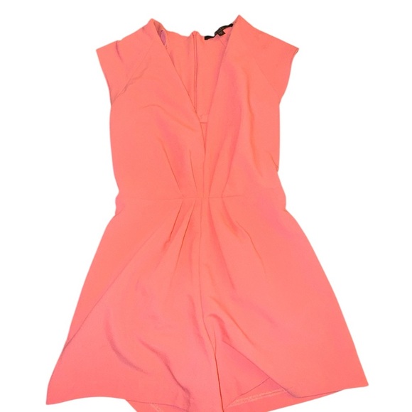 Guess Sasha Romper - Picture 2 of 5